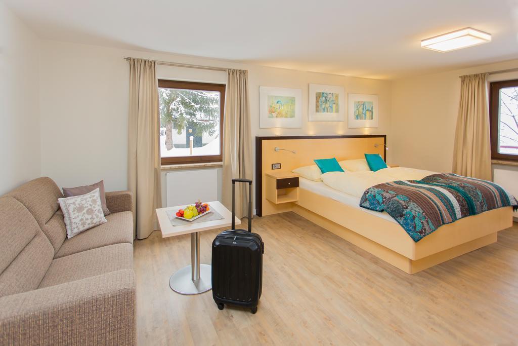 Hotel & Art Kristiana Saalbach-Hinterglemm Extérieur photo